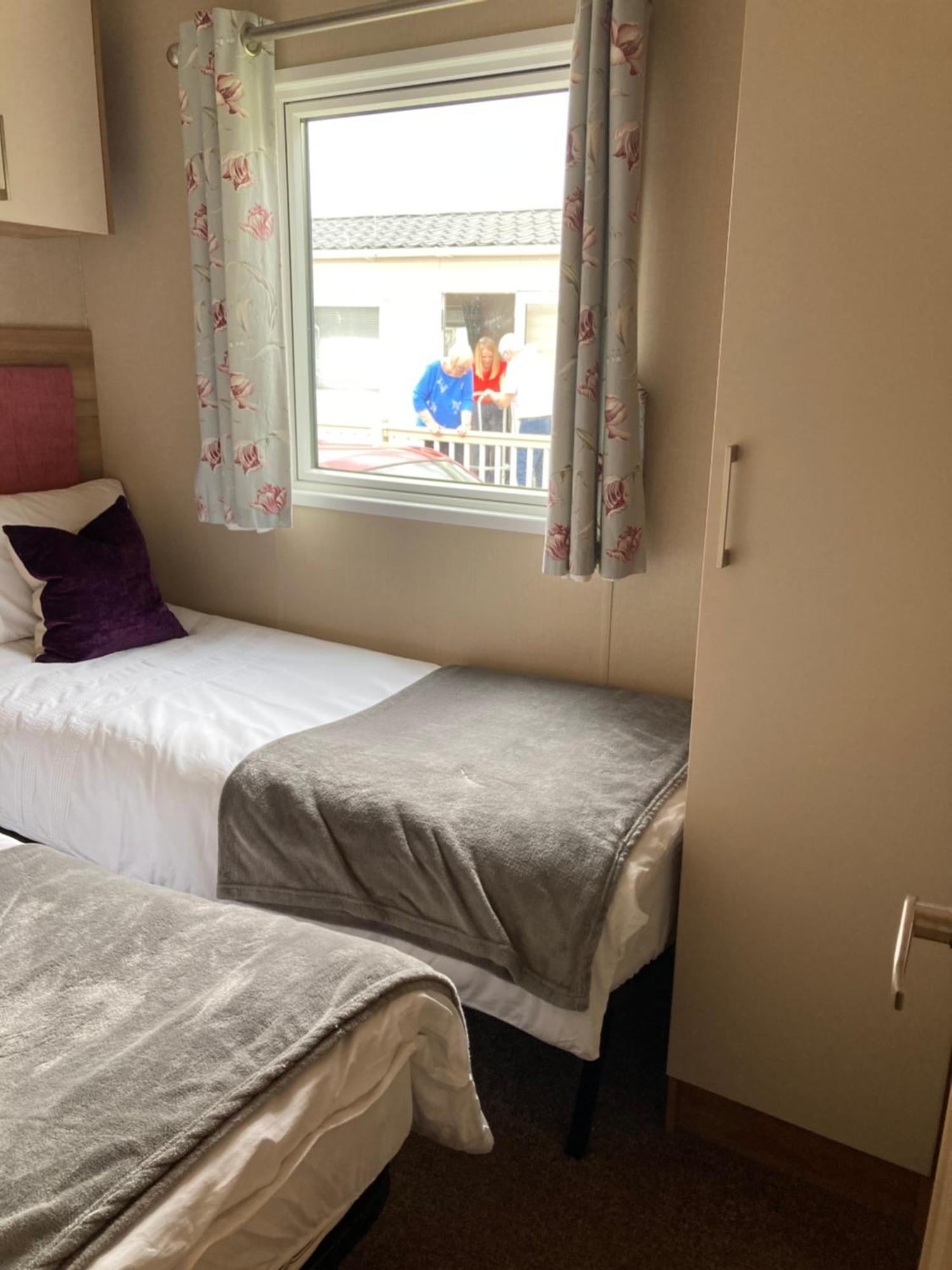 Birchington Vale Caravan Holiday Park Екстер'єр фото